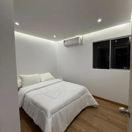 Vista Directa Al Mar Y A 10 Minutos Del Centro Histórico De Apartamento Cartagena